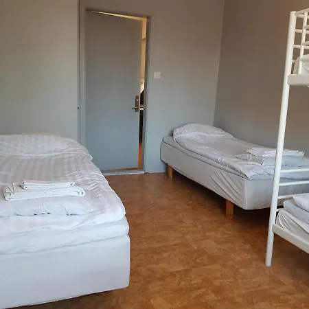 Nalles Gaesthem Eckero Buitenkant foto